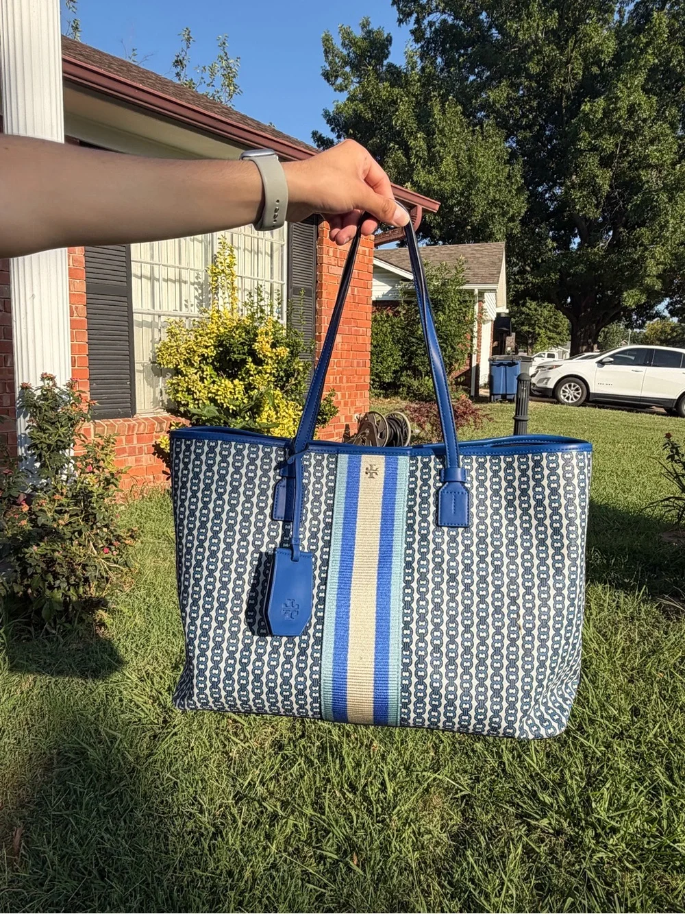 Tory Burch Blue/White Gemini Link Logo-Print Canvas Tote - Women’s Bag